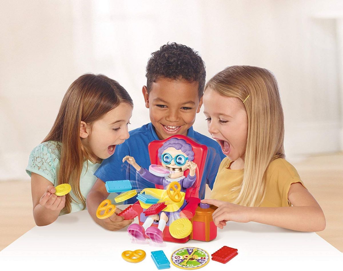 OCCHIO ALLA NONNA   21191743