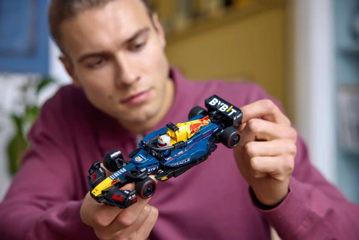 LEGO 77243 RED BULL Speed Champions