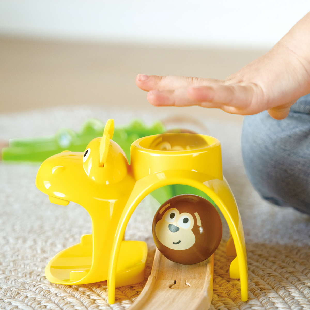 HAPE Jungle Animals Railway Set E3887
