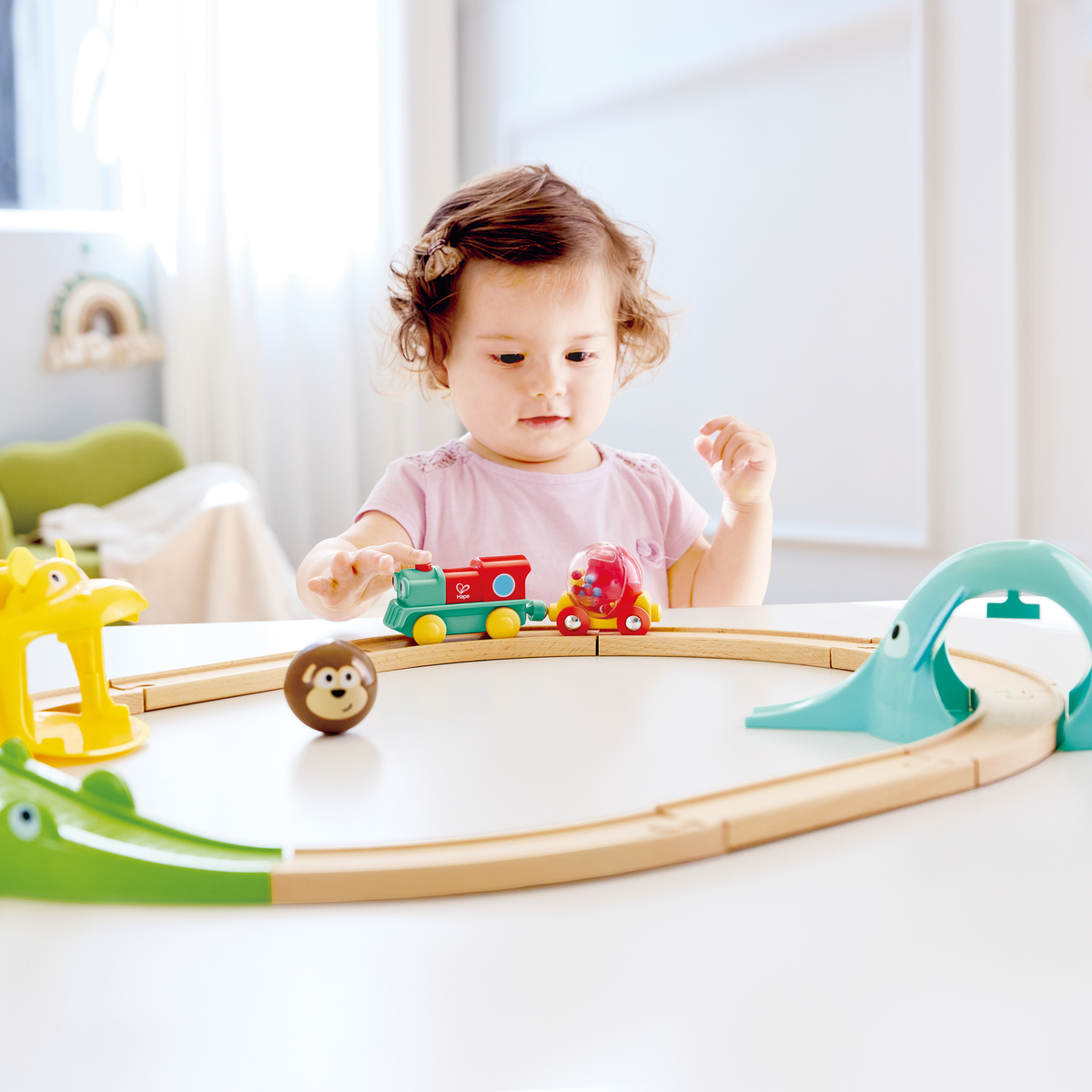 HAPE Jungle Animals Railway Set E3887