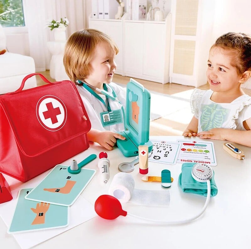HAPE E3228 Set medico per piccoli dottori